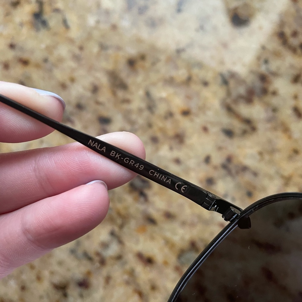 Nala Diff Eyewear Aviator Sunglasses